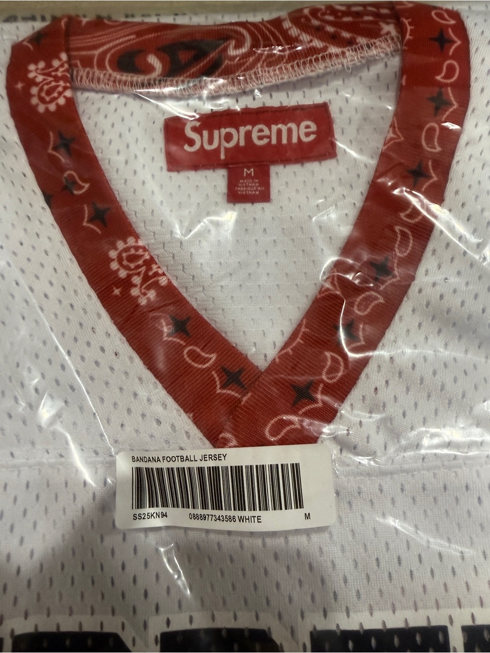 Supreme SS25 Bandana Graphic Logo Football Jersey White Size S-XL - Picture 8 of 9